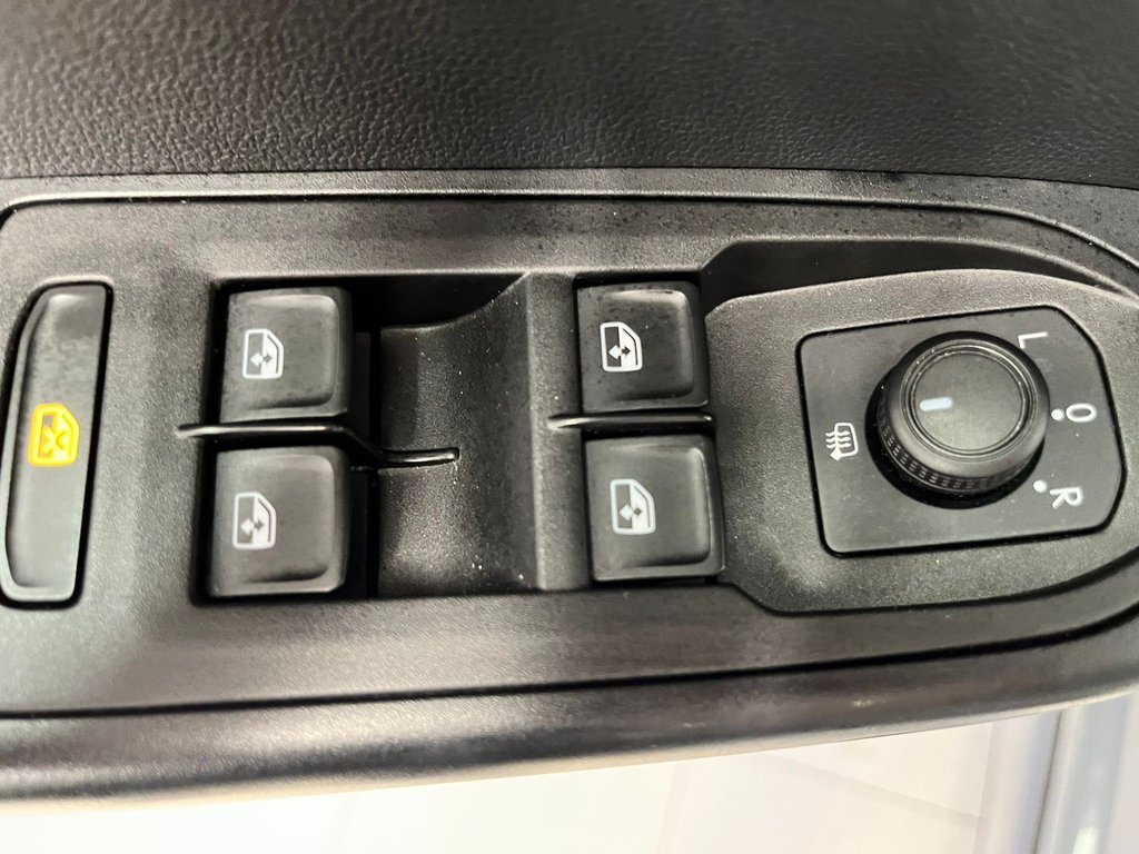 Volkswagen Taos Comfortline 2022 à Boucherville, Québec - 23 - w1024h768px