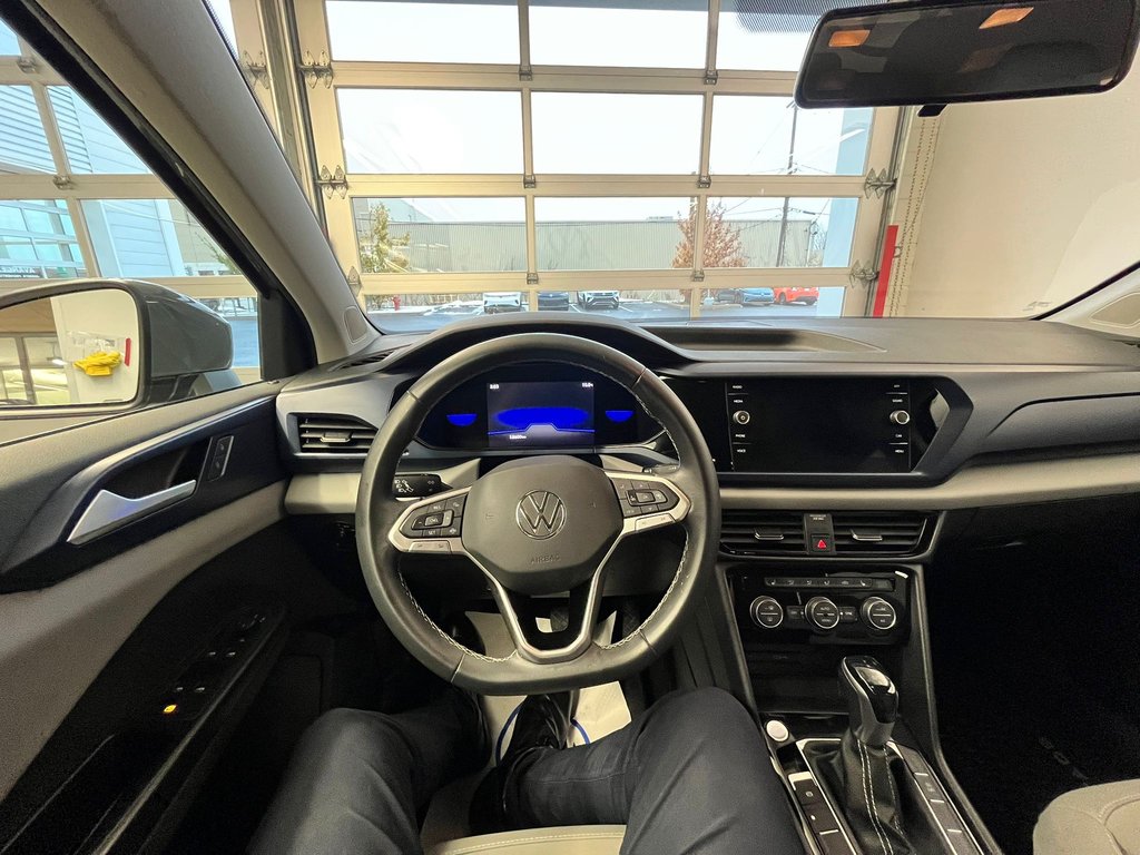 Volkswagen Taos Comfortline 2022 à Boucherville, Québec - 21 - w1024h768px