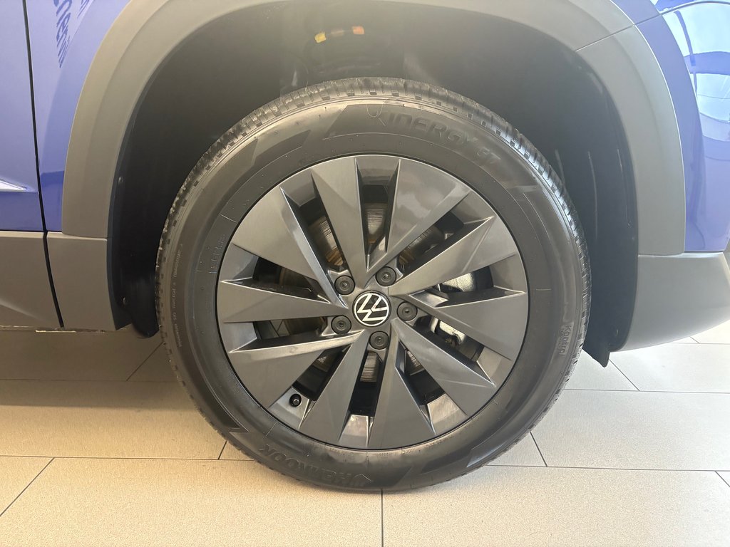 2022 Volkswagen Taos Comfortline 4 Motion in Boucherville, Quebec - 6 - w1024h768px