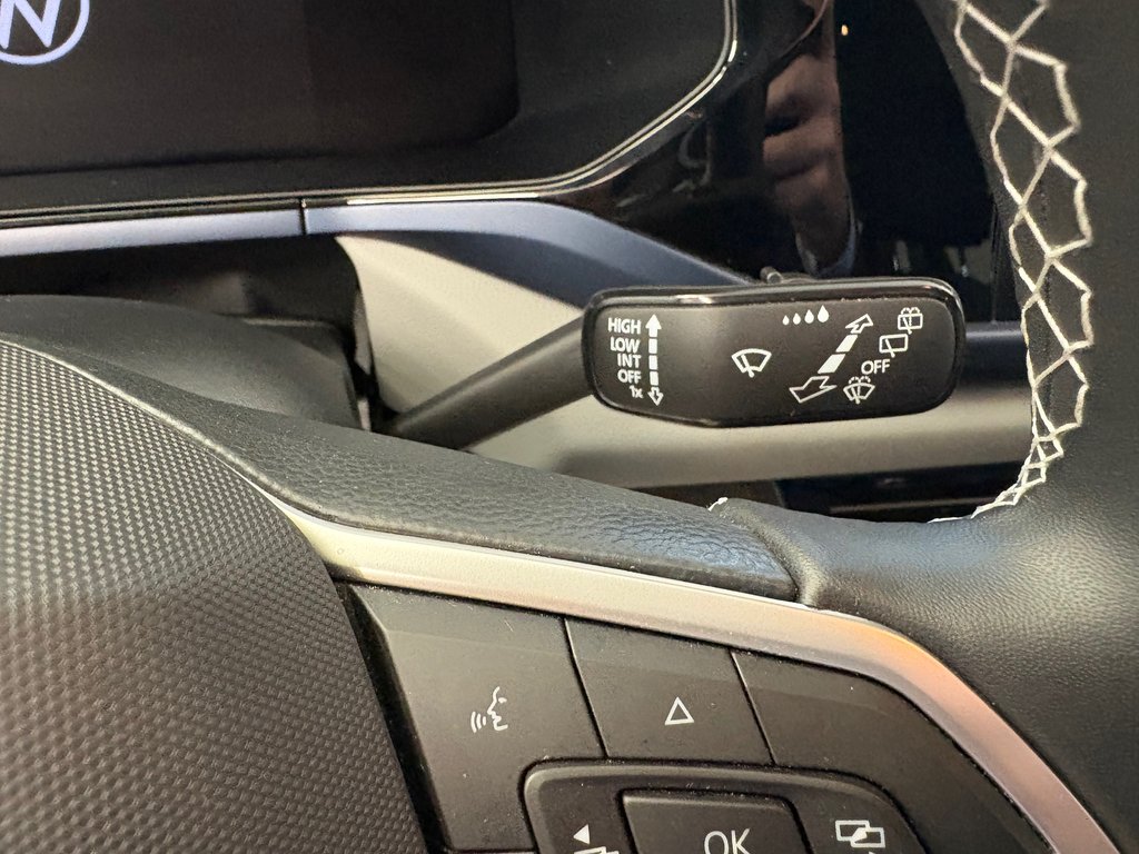 2022 Volkswagen Taos Comfortline 4 Motion in Boucherville, Quebec - 29 - w1024h768px