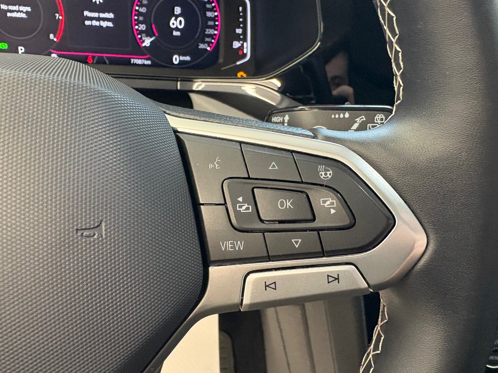 Volkswagen Taos Highline 2022 à Boucherville, Québec - 22 - w1024h768px