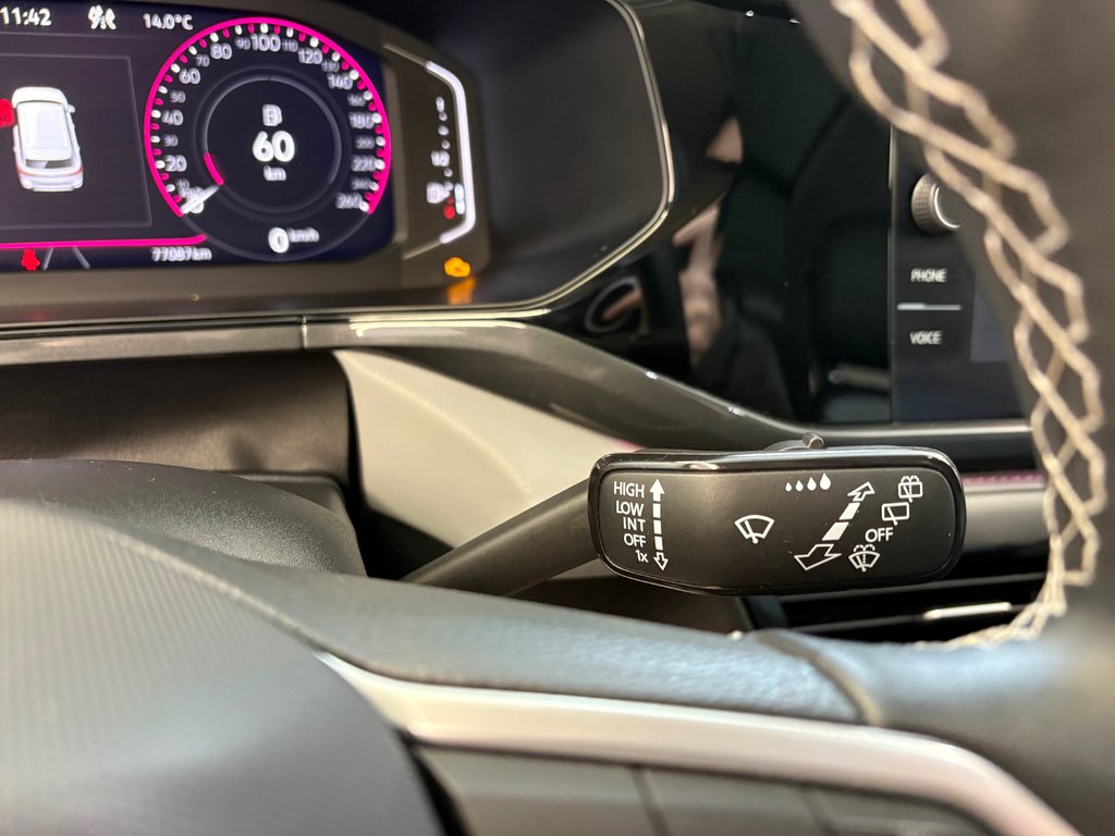 Volkswagen Taos Highline 2022 à Boucherville, Québec - 24 - w1024h768px