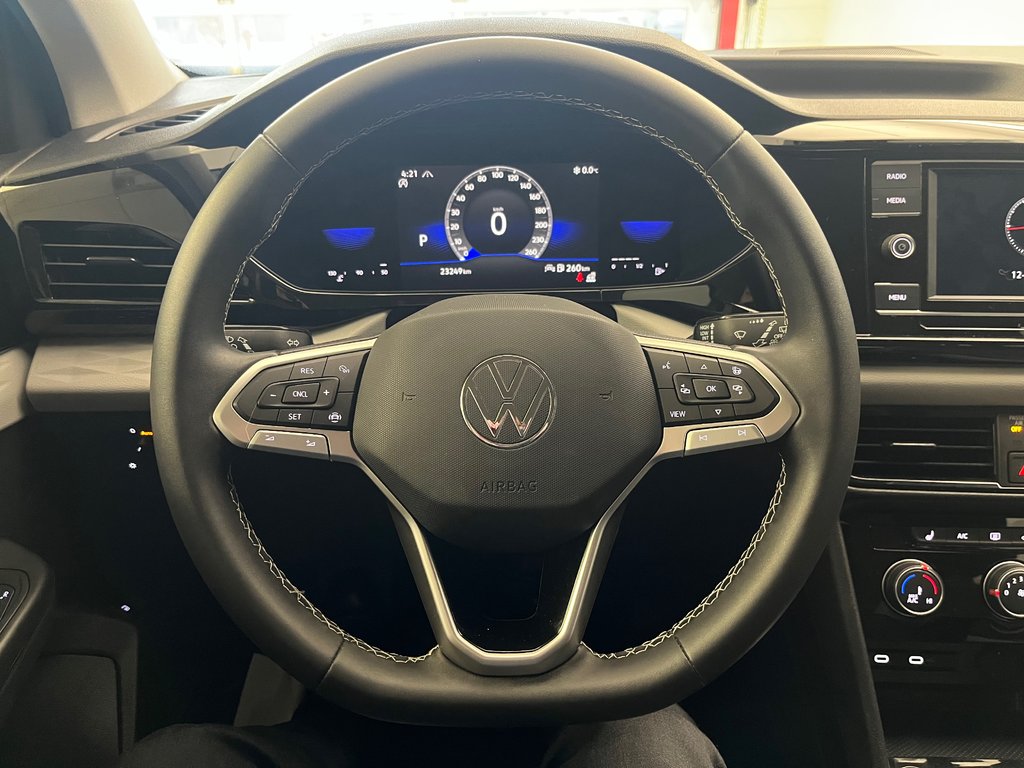 2023 Volkswagen Taos Trendline in Boucherville, Quebec - 4 - w1024h768px