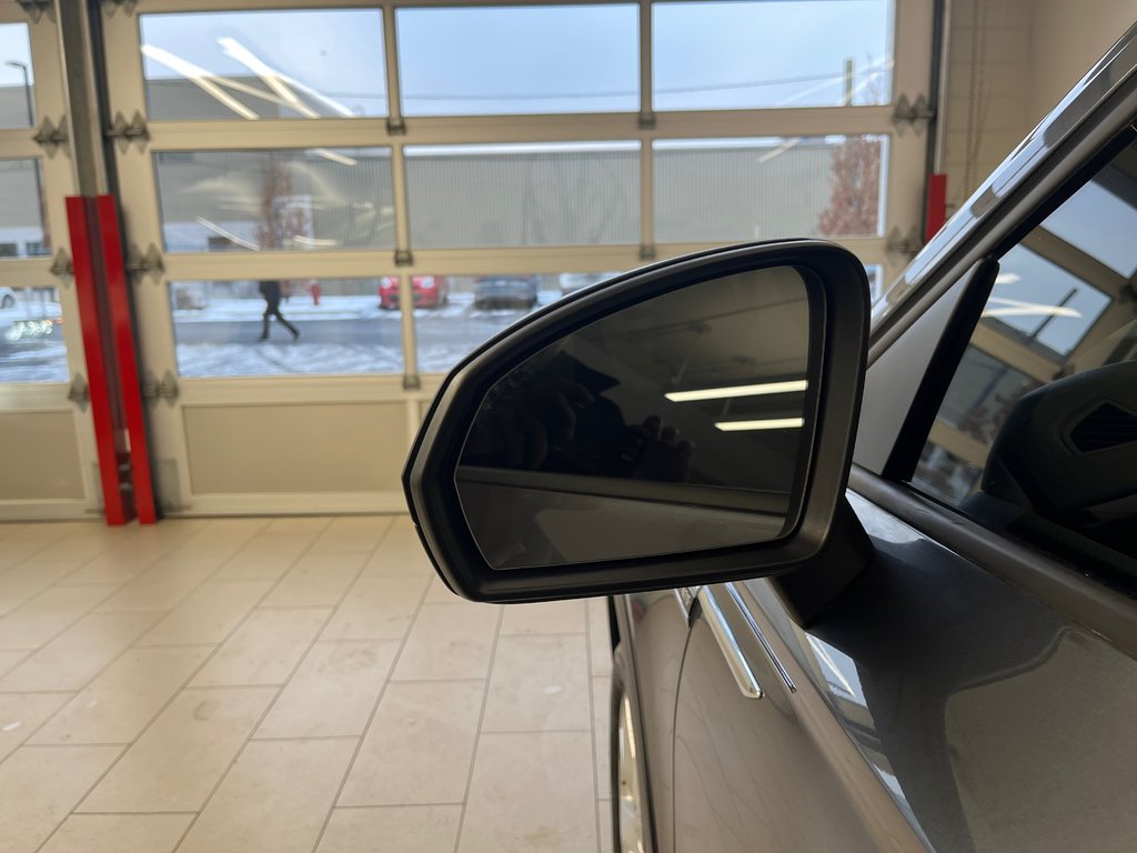 2023 Volkswagen Taos Trendline in Boucherville, Quebec - 11 - w1024h768px