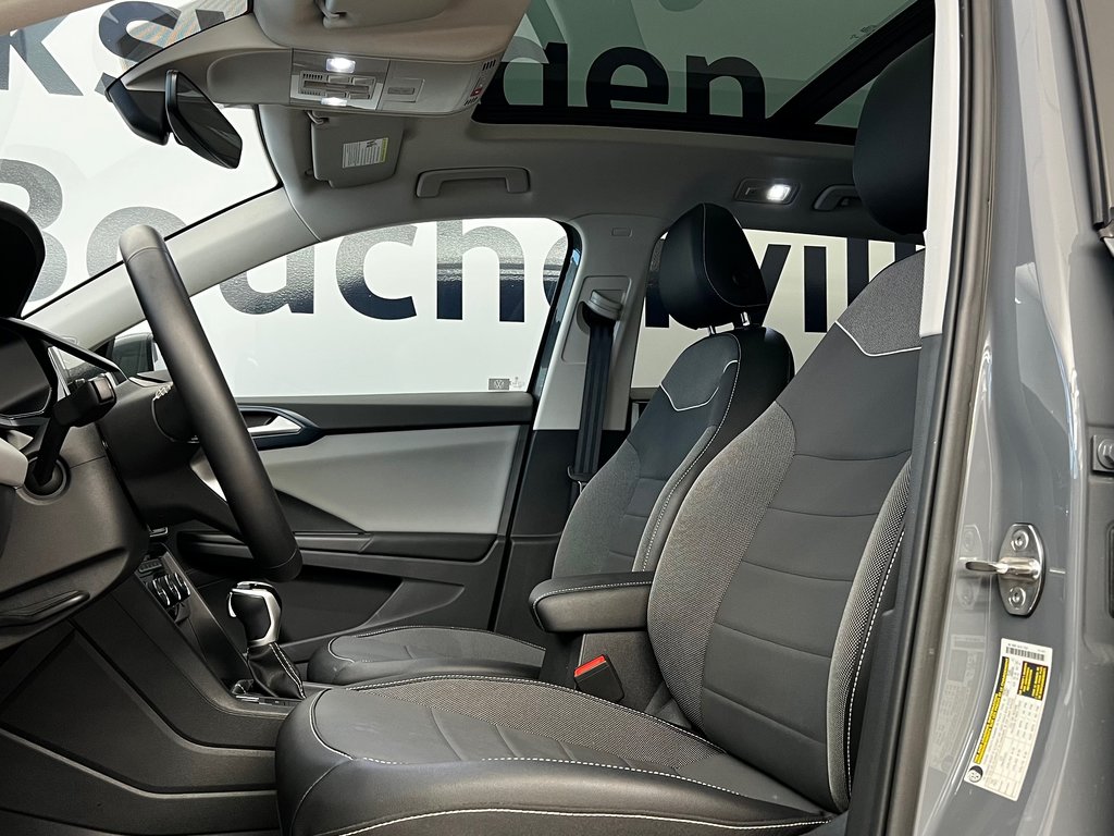 Volkswagen Taos Comfortline 2023 à Boucherville, Québec - 8 - w1024h768px