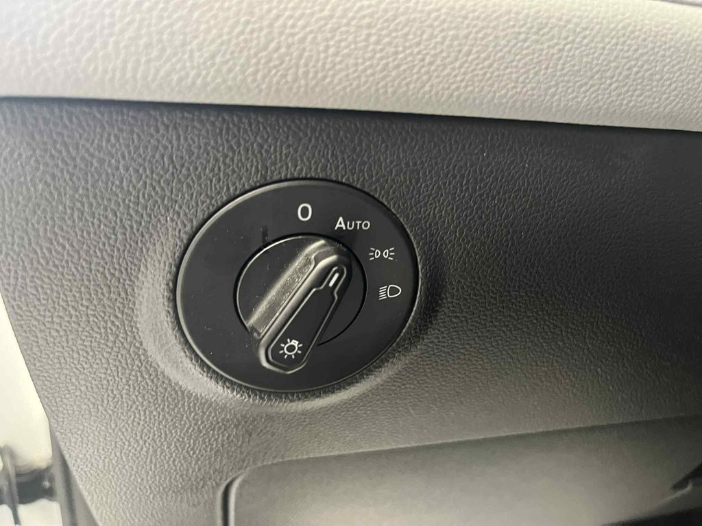 Volkswagen Taos Highline 2023 à Boucherville, Québec - 14 - w1024h768px