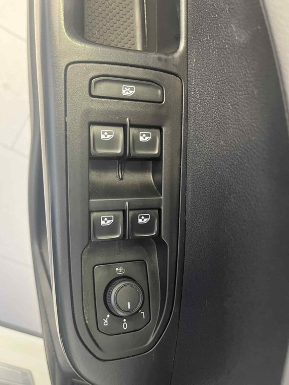 Volkswagen Taos Highline 2023 à Boucherville, Québec - 12 - w1024h768px