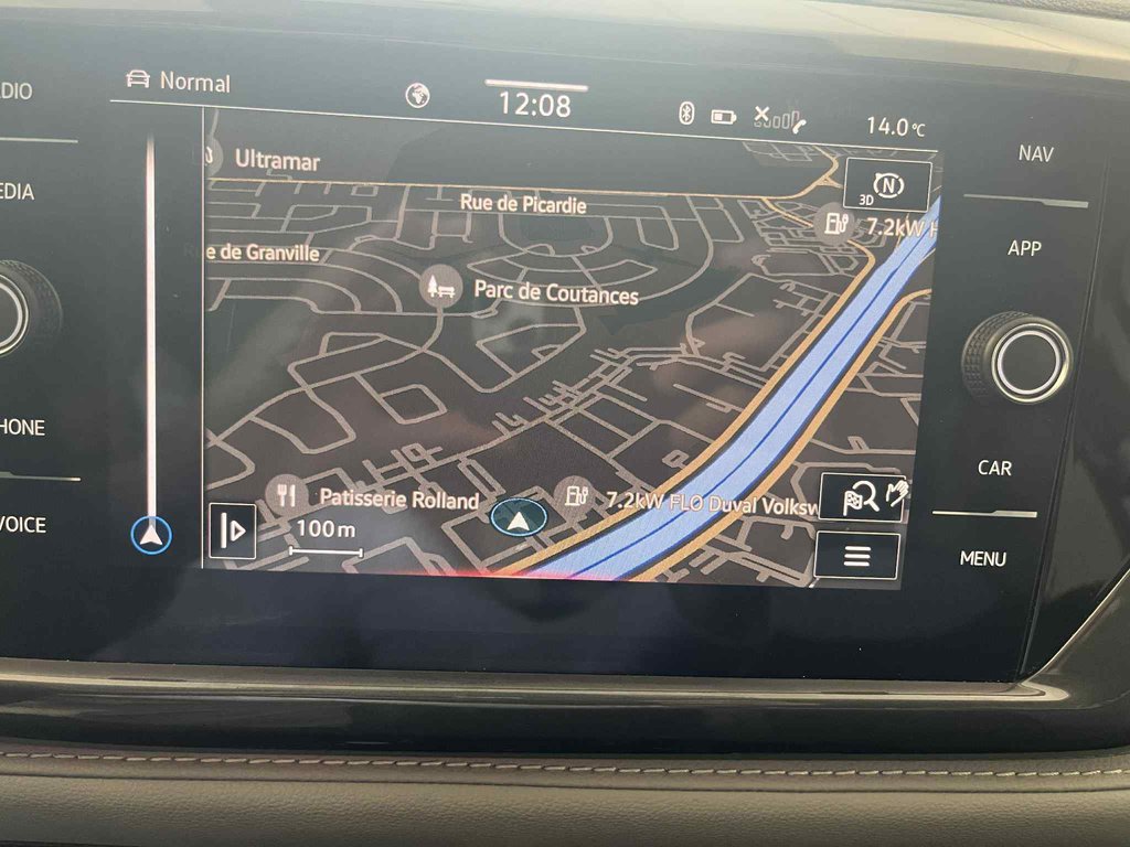 Volkswagen Taos Highline 2023 à Boucherville, Québec - 20 - w1024h768px