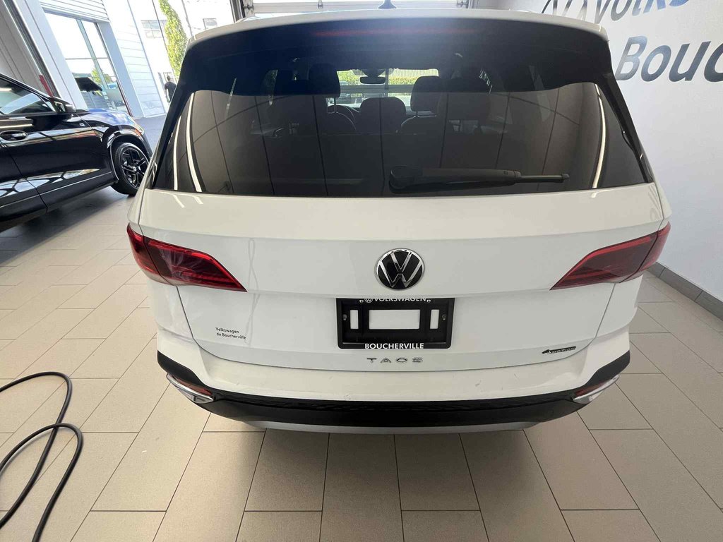 Volkswagen Taos Highline 2023 à Boucherville, Québec - 5 - w1024h768px