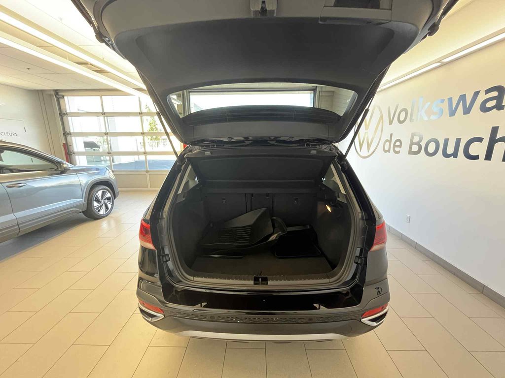 2023 Volkswagen Taos Highline in Boucherville, Quebec - 4 - w1024h768px