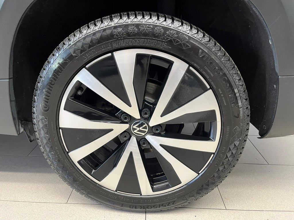 Volkswagen Taos Comfortline 2023 à Boucherville, Québec - 10 - w1024h768px