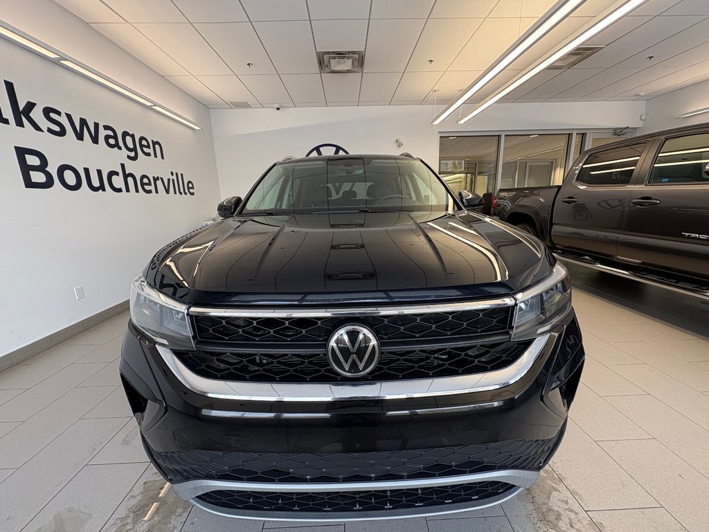 Volkswagen Taos Comfortline 2023 à Boucherville, Québec - 4 - w1024h768px