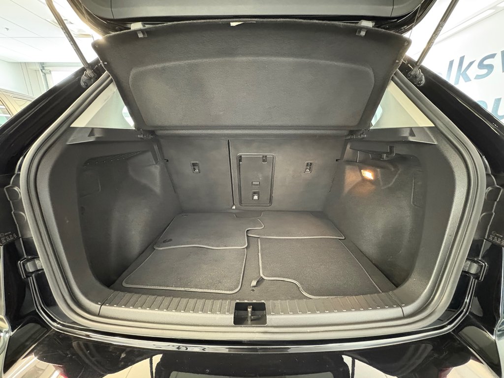 Volkswagen Taos Comfortline 2023 à Boucherville, Québec - 11 - w1024h768px