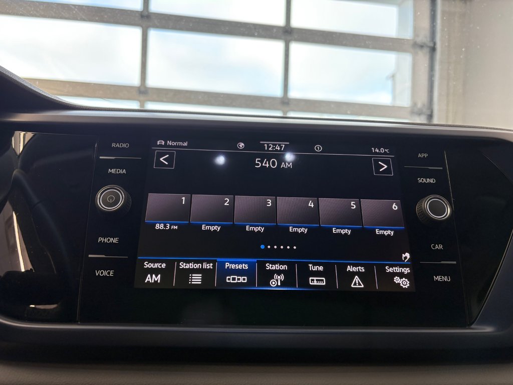 Volkswagen Taos Comfortline 2023 à Boucherville, Québec - 20 - w1024h768px