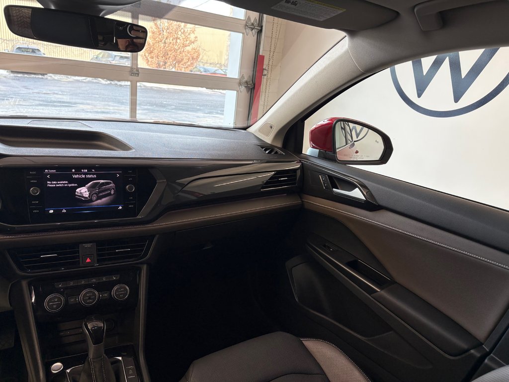 Volkswagen Taos Highline 2023 à Boucherville, Québec - 33 - w1024h768px