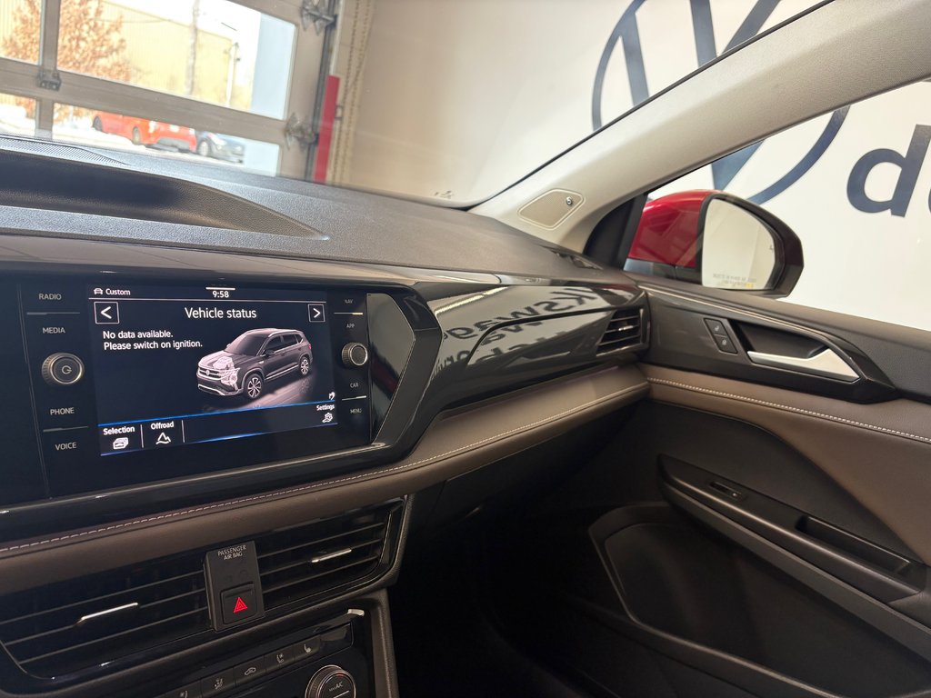 Volkswagen Taos Highline 2023 à Boucherville, Québec - 24 - w1024h768px