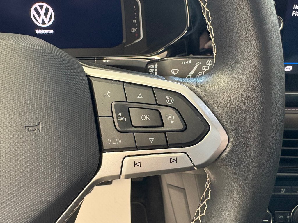 Volkswagen Taos Highline 2023 à Boucherville, Québec - 25 - w1024h768px