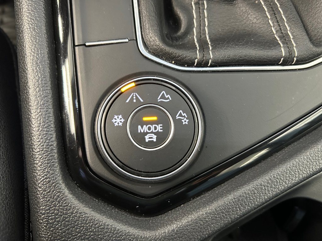 2024 Volkswagen Taos COMFORTLINE in Boucherville, Quebec - 25 - w1024h768px