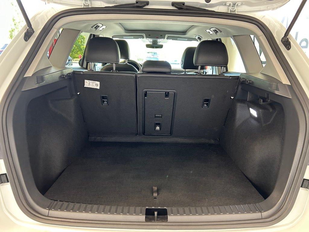 2024 Volkswagen Taos Highline in Boucherville, Quebec - 7 - w1024h768px