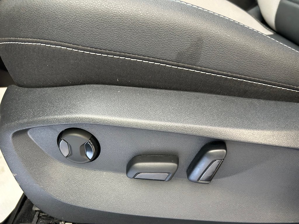 2024 Volkswagen Taos Highline in Boucherville, Quebec - 10 - w1024h768px