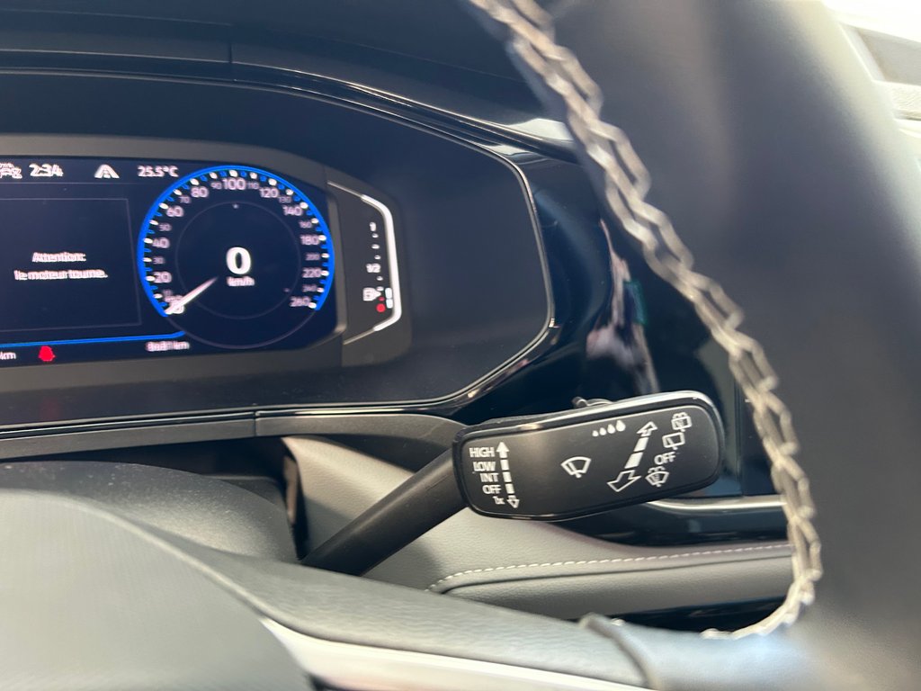 2024 Volkswagen Taos Highline in Boucherville, Quebec - 25 - w1024h768px