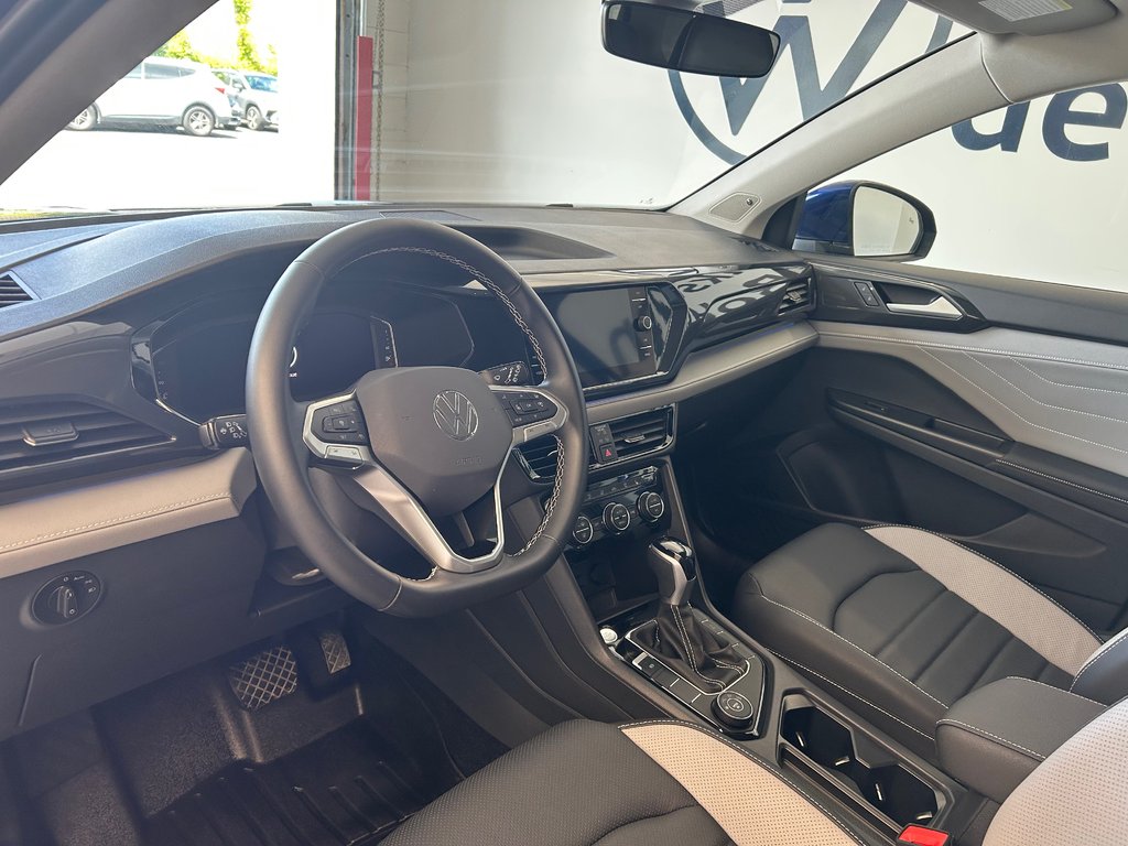 Volkswagen Taos HIGHLINE 2024 à Boucherville, Québec - 14 - w1024h768px