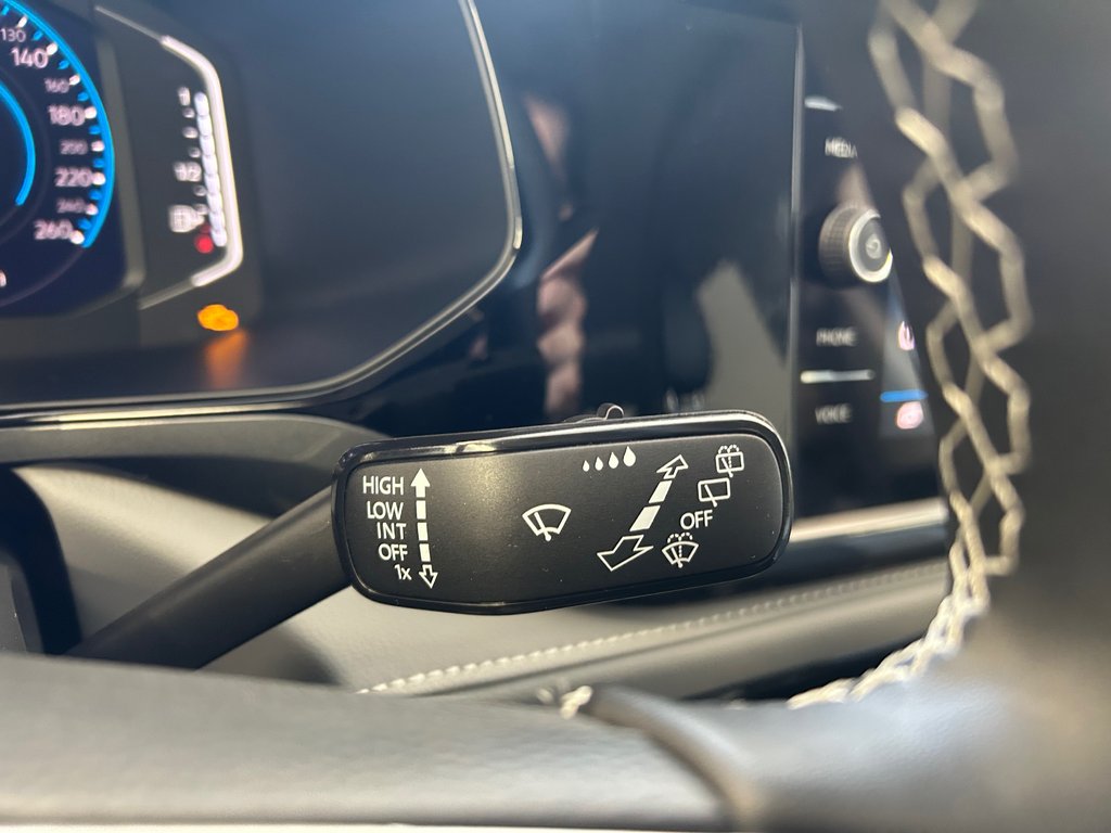 Volkswagen Taos HIGHLINE 2024 à Boucherville, Québec - 32 - w1024h768px