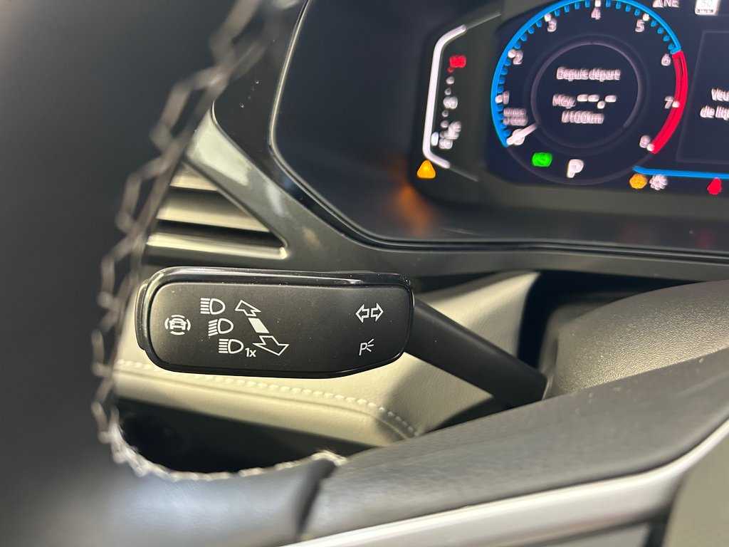 Volkswagen Taos HIGHLINE 2024 à Boucherville, Québec - 33 - w1024h768px