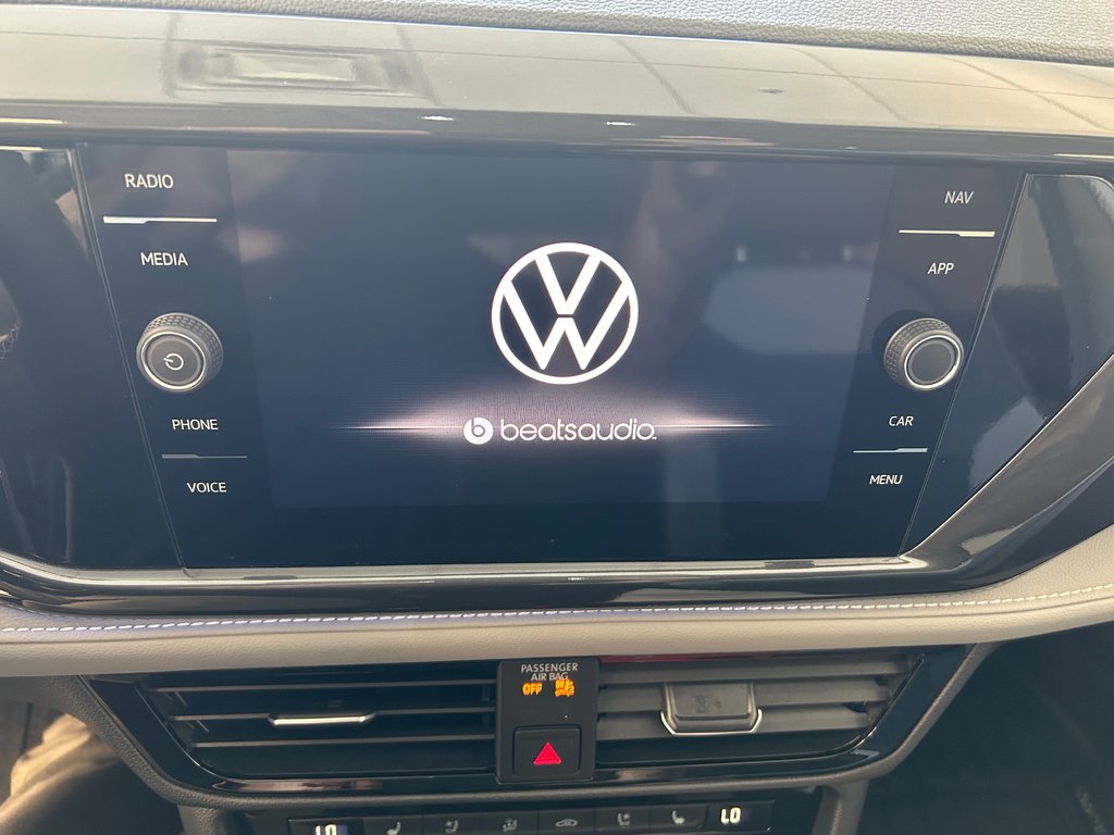 Volkswagen Taos HIGHLINE 2024 à Boucherville, Québec - 23 - w1024h768px