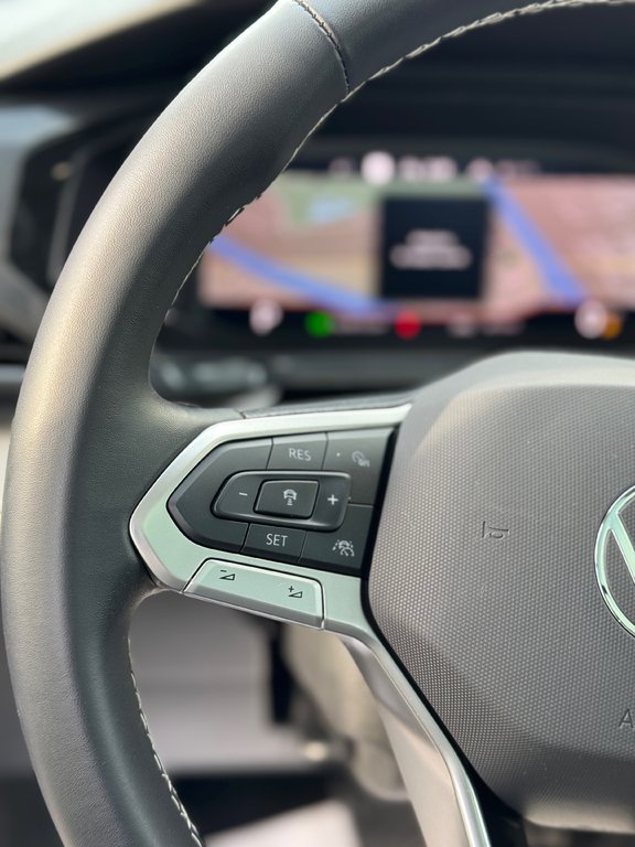Volkswagen Taos Highline Black Package Bas Kilométrage AWD 2024 à Terrebonne, Québec - 14 - w1024h768px