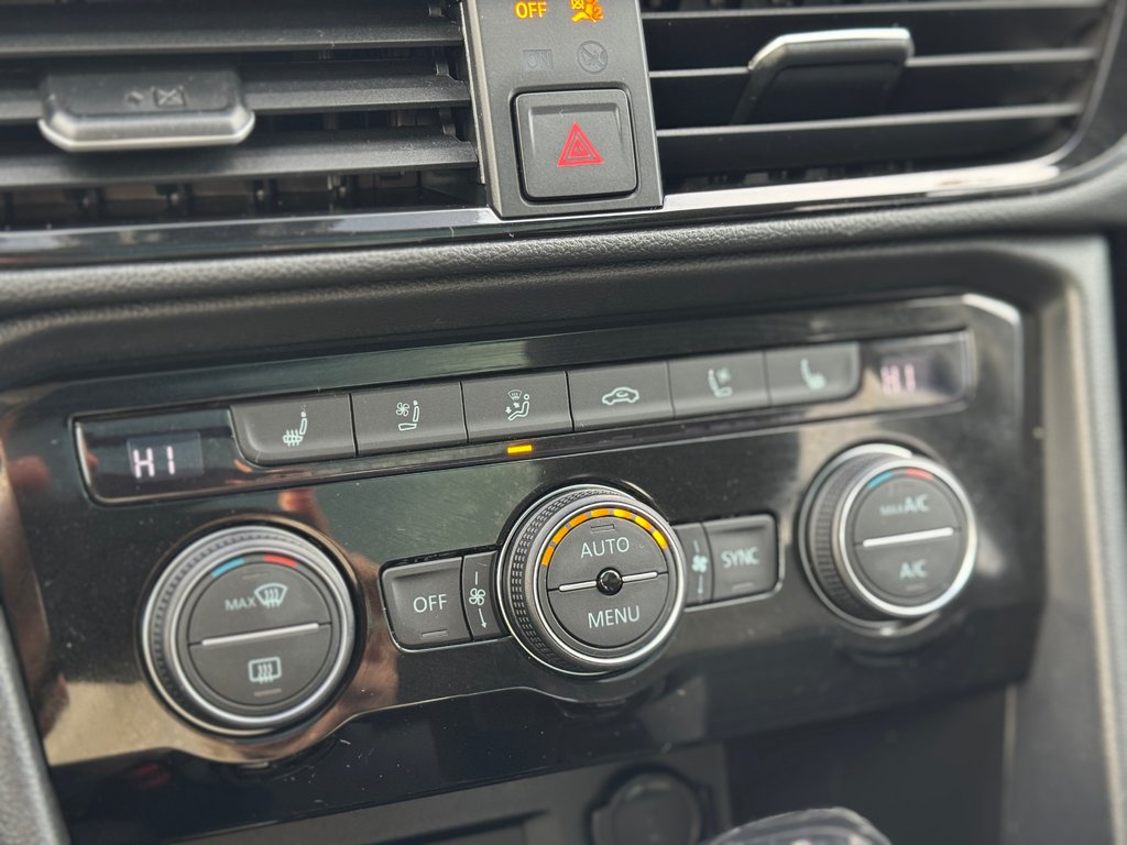 Volkswagen Taos Highline Black Package Bas Kilométrage AWD 2024 à Terrebonne, Québec - 20 - w1024h768px