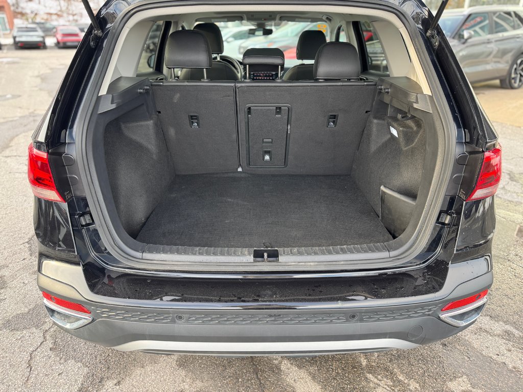 Volkswagen Taos Highline Black Package Bas Kilométrage AWD 2024 à Terrebonne, Québec - 26 - w1024h768px