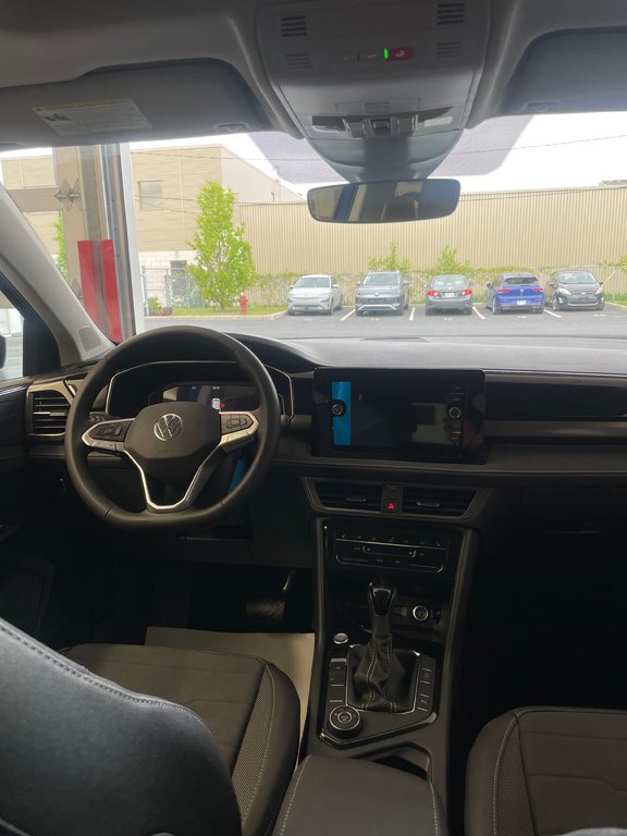 2025 Volkswagen Taos Comfortline Black Edition in Boucherville, Quebec - 7 - w1024h768px
