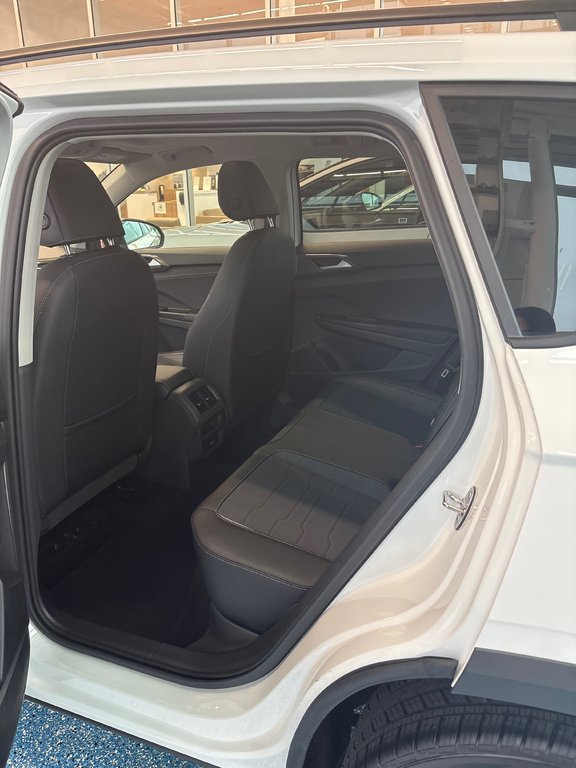 Volkswagen Taos Comfortline Black Edition 2025 à Boucherville, Québec - 7 - w1024h768px