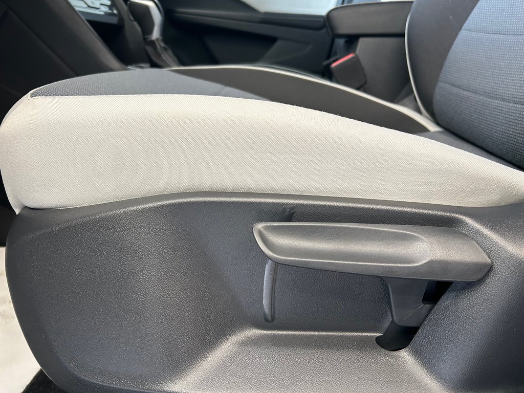 2025 Volkswagen Taos Trendline in Boucherville, Quebec - 9 - w1024h768px