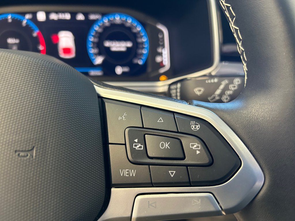 2025 Volkswagen Taos Highline in Boucherville, Quebec - 22 - w1024h768px
