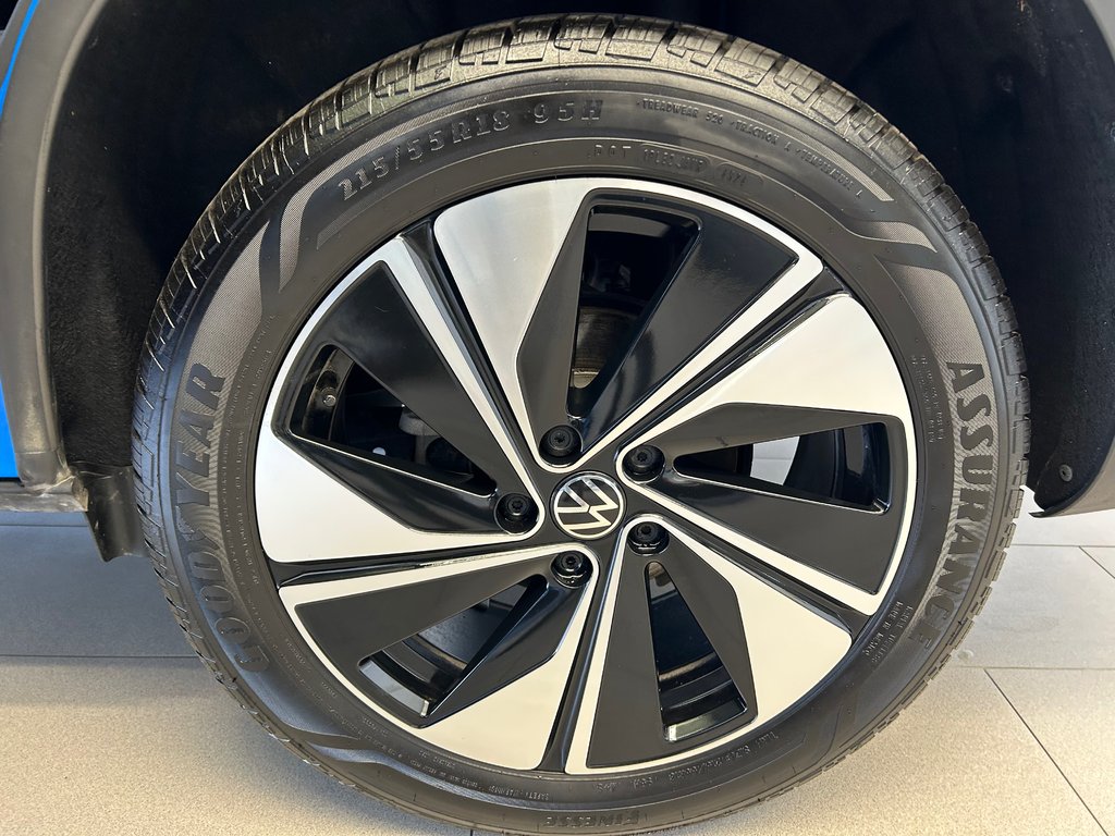 2025 Volkswagen Taos Highline in Boucherville, Quebec - 24 - w1024h768px