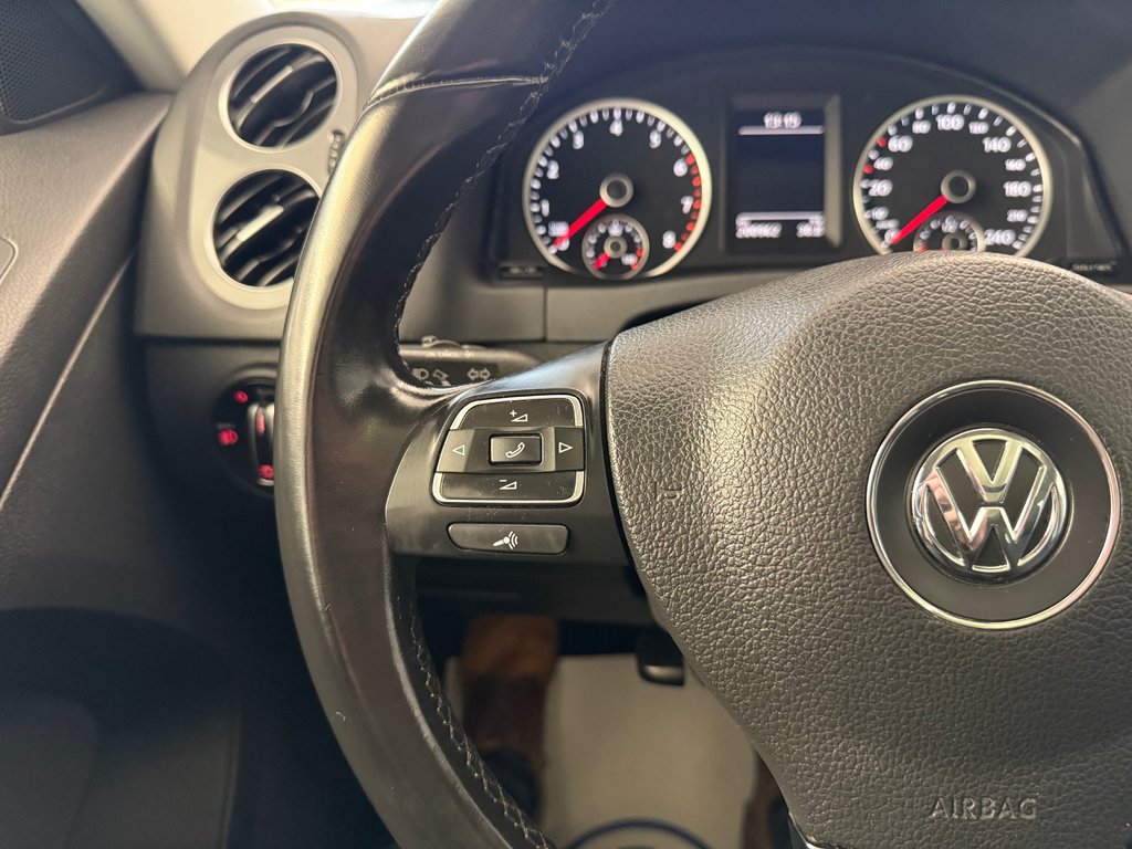 2015 Volkswagen Tiguan SPECIAL EDITION in Boucherville, Quebec - 15 - w1024h768px