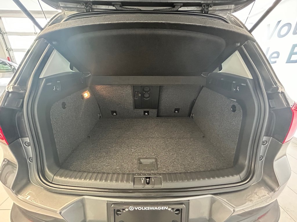 Volkswagen Tiguan TRENDLINE 2015 à Boucherville, Québec - 7 - w1024h768px