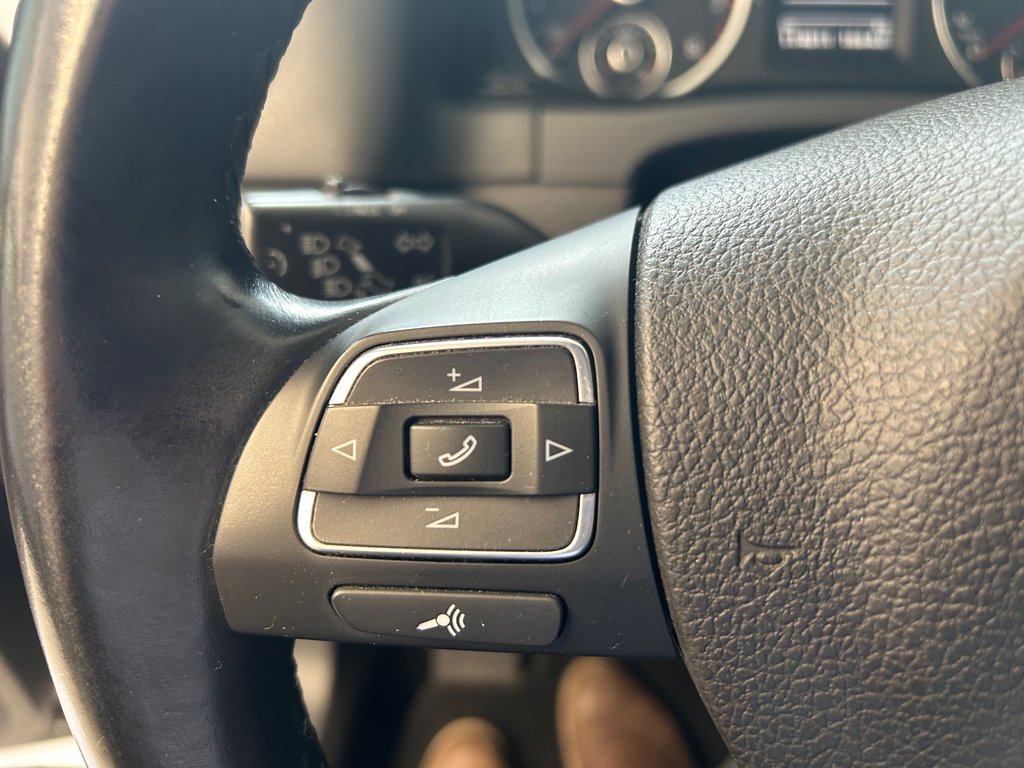 Volkswagen Tiguan TRENDLINE 2015 à Boucherville, Québec - 21 - w1024h768px