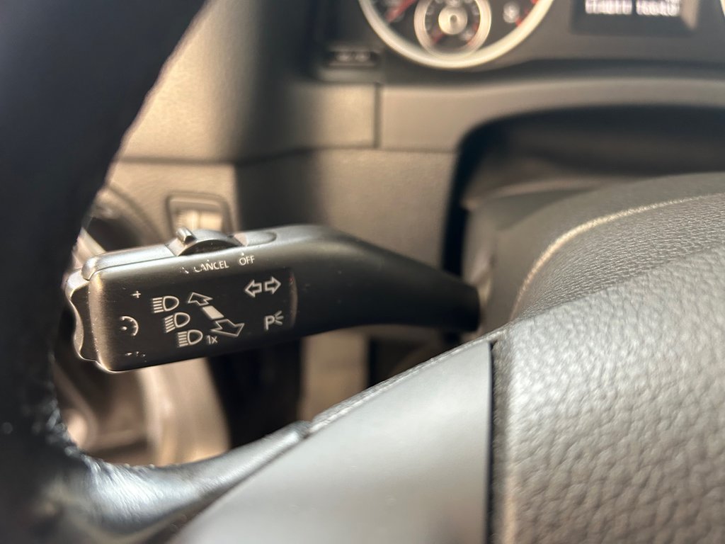 Volkswagen Tiguan TRENDLINE 2015 à Boucherville, Québec - 22 - w1024h768px