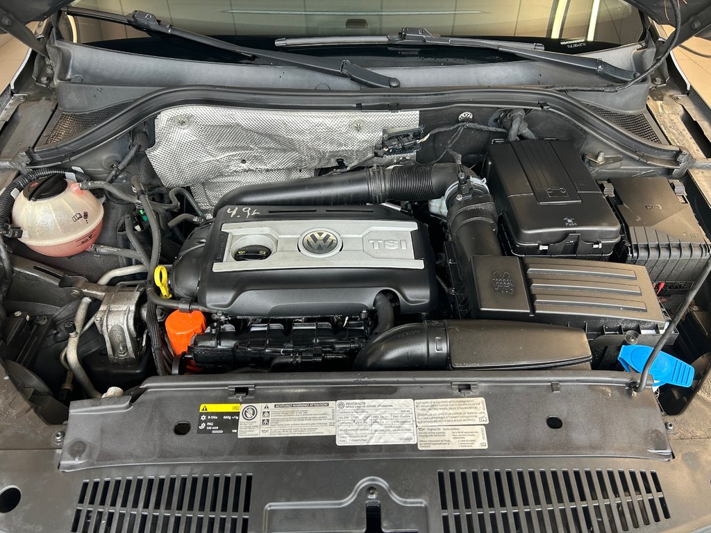 Volkswagen Tiguan TRENDLINE 2015 à Boucherville, Québec - 28 - w1024h768px