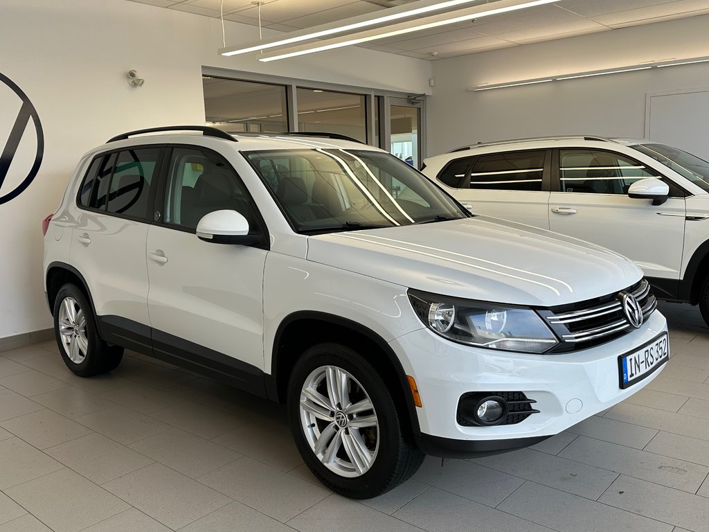 2017 Volkswagen Tiguan Wolfsburg Edition in Boucherville, Quebec - 3 - w1024h768px