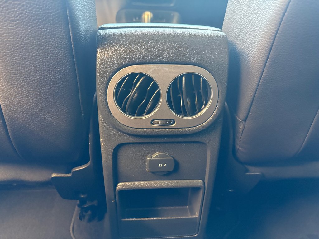 2017 Volkswagen Tiguan Comfortline in Boucherville, Quebec - 29 - w1024h768px