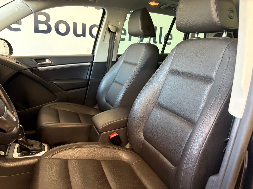 2017 Volkswagen Tiguan Comfortline in Boucherville, Quebec - 13 - w1024h768px