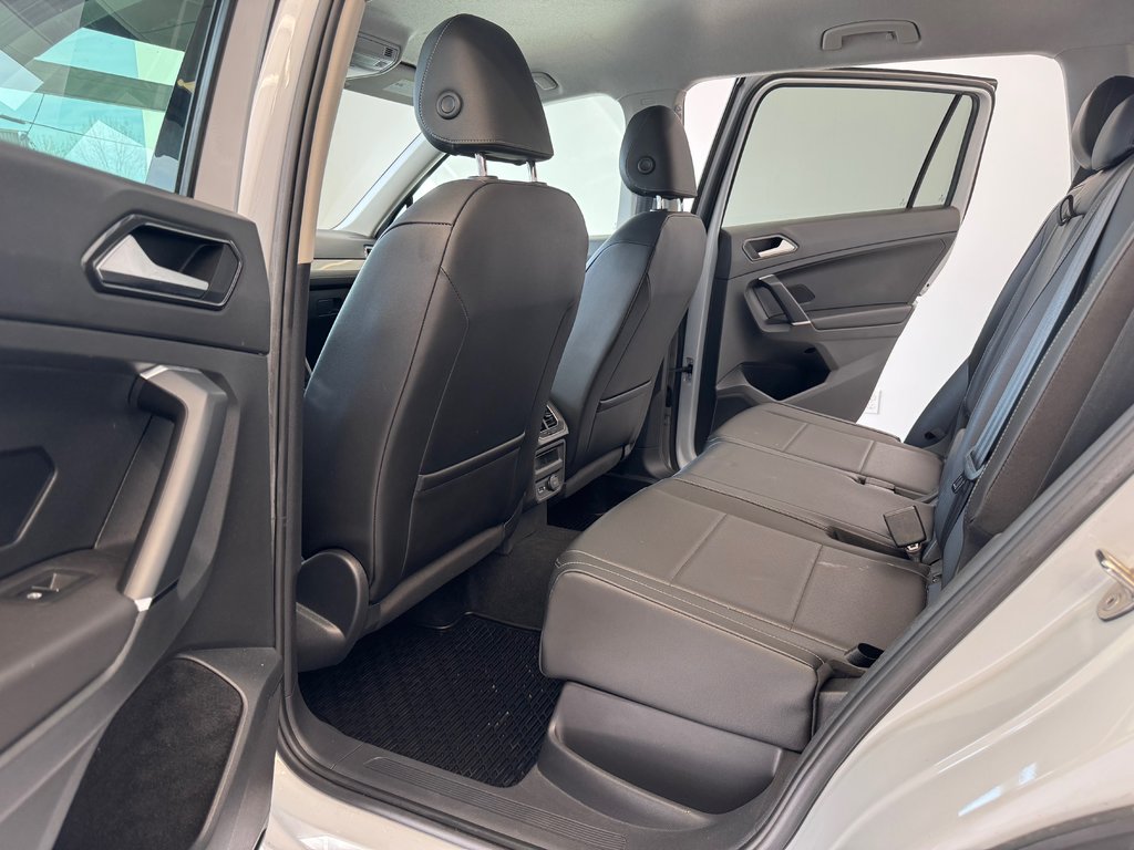 2018 Volkswagen Tiguan Comfortline in Boucherville, Quebec - 25 - w1024h768px