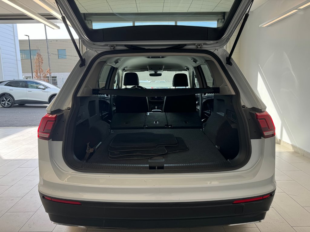 2018 Volkswagen Tiguan Comfortline in Boucherville, Quebec - 23 - w1024h768px