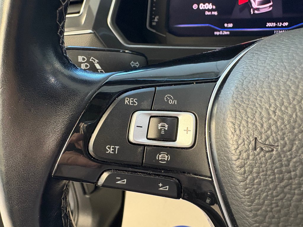 2019 Volkswagen Tiguan Highline in Boucherville, Quebec - 29 - w1024h768px