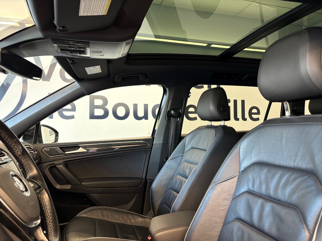 2019 Volkswagen Tiguan Highline in Boucherville, Quebec - 15 - w1024h768px