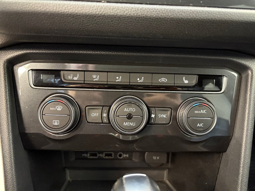 2019 Volkswagen Tiguan Highline in Boucherville, Quebec - 26 - w1024h768px